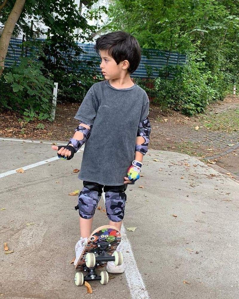 [1st Gen.] Innovative Soft Kids Elbow and Knee Pads with Bike Gloves (Snow Camouflage)