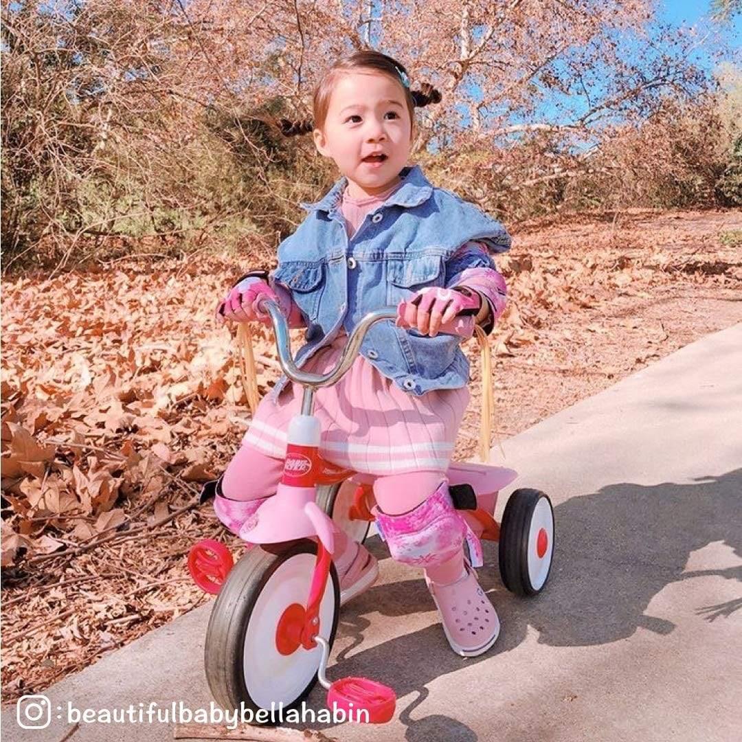 [1st Gen.] Innovative Soft Kids Elbow and Knee Pads with Bike Gloves (Pink Snowflakes)